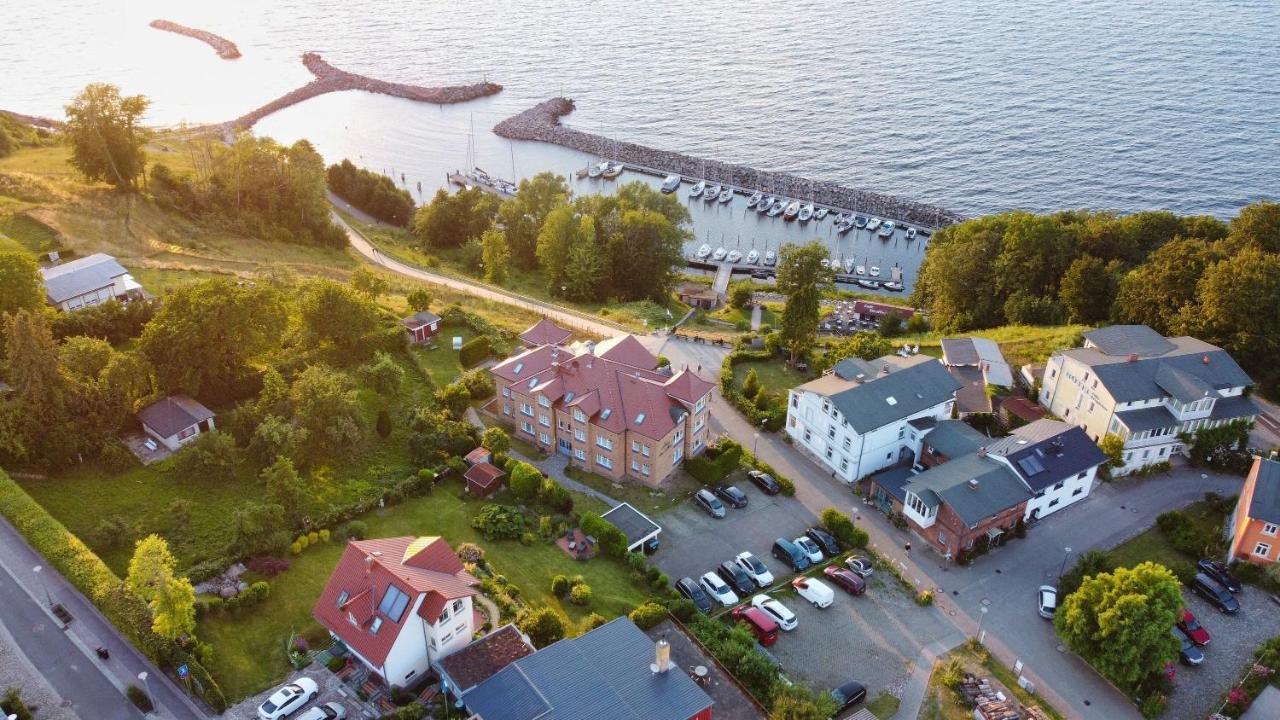 Ferienwohnung Mit Traumhaftem Meerblick - Haus Am Meer Fewo 10 Lohme Bagian luar foto