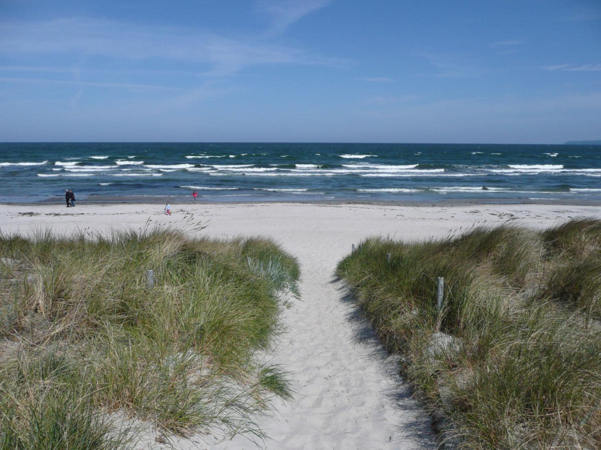 Ferienwohnung Mit Traumhaftem Meerblick - Haus Am Meer Fewo 10 Lohme Bagian luar foto