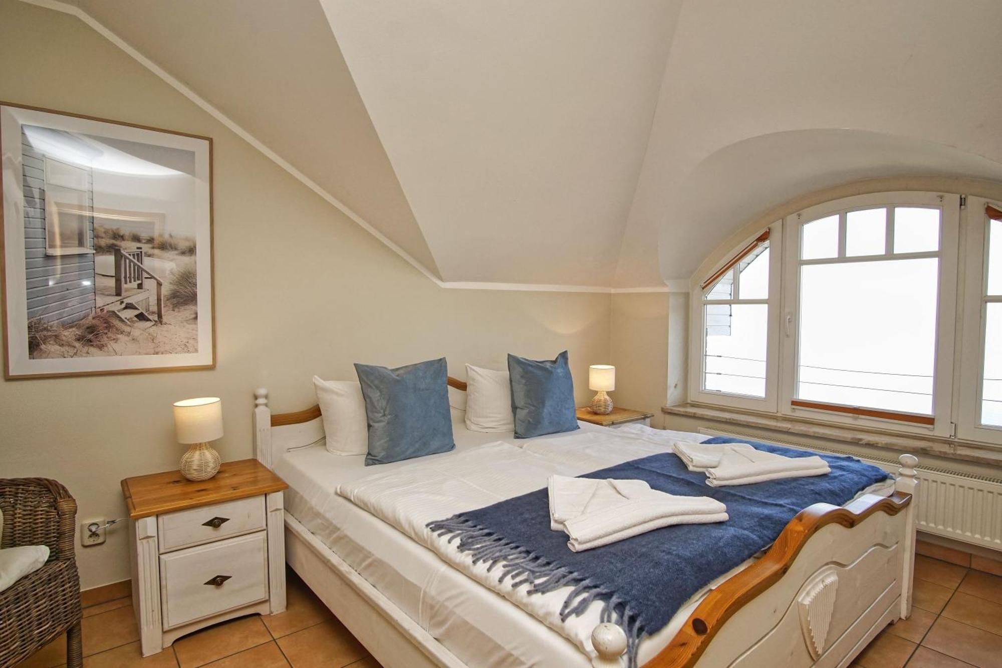 Ferienwohnung Mit Traumhaftem Meerblick - Haus Am Meer Fewo 10 Lohme Bagian luar foto