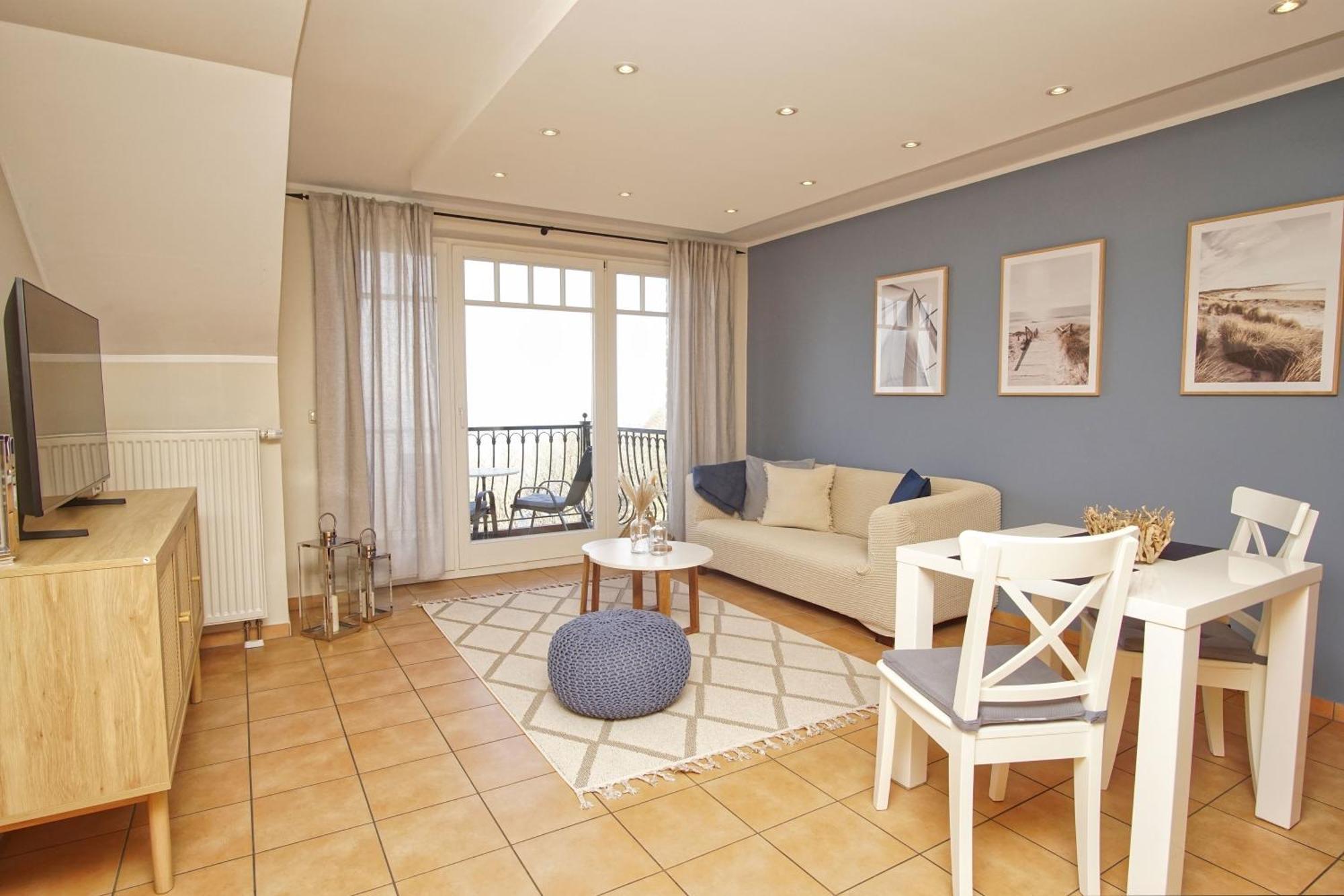 Ferienwohnung Mit Traumhaftem Meerblick - Haus Am Meer Fewo 10 Lohme Bagian luar foto