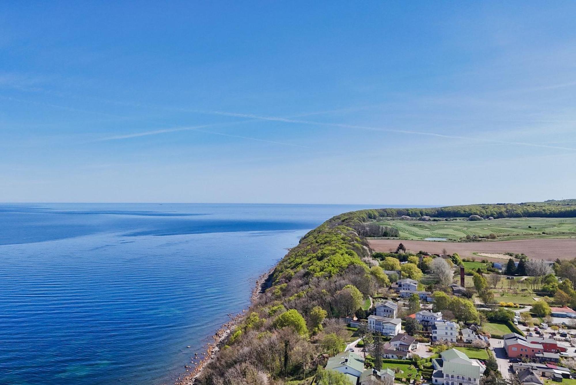 Ferienwohnung Mit Traumhaftem Meerblick - Haus Am Meer Fewo 10 Lohme Bagian luar foto